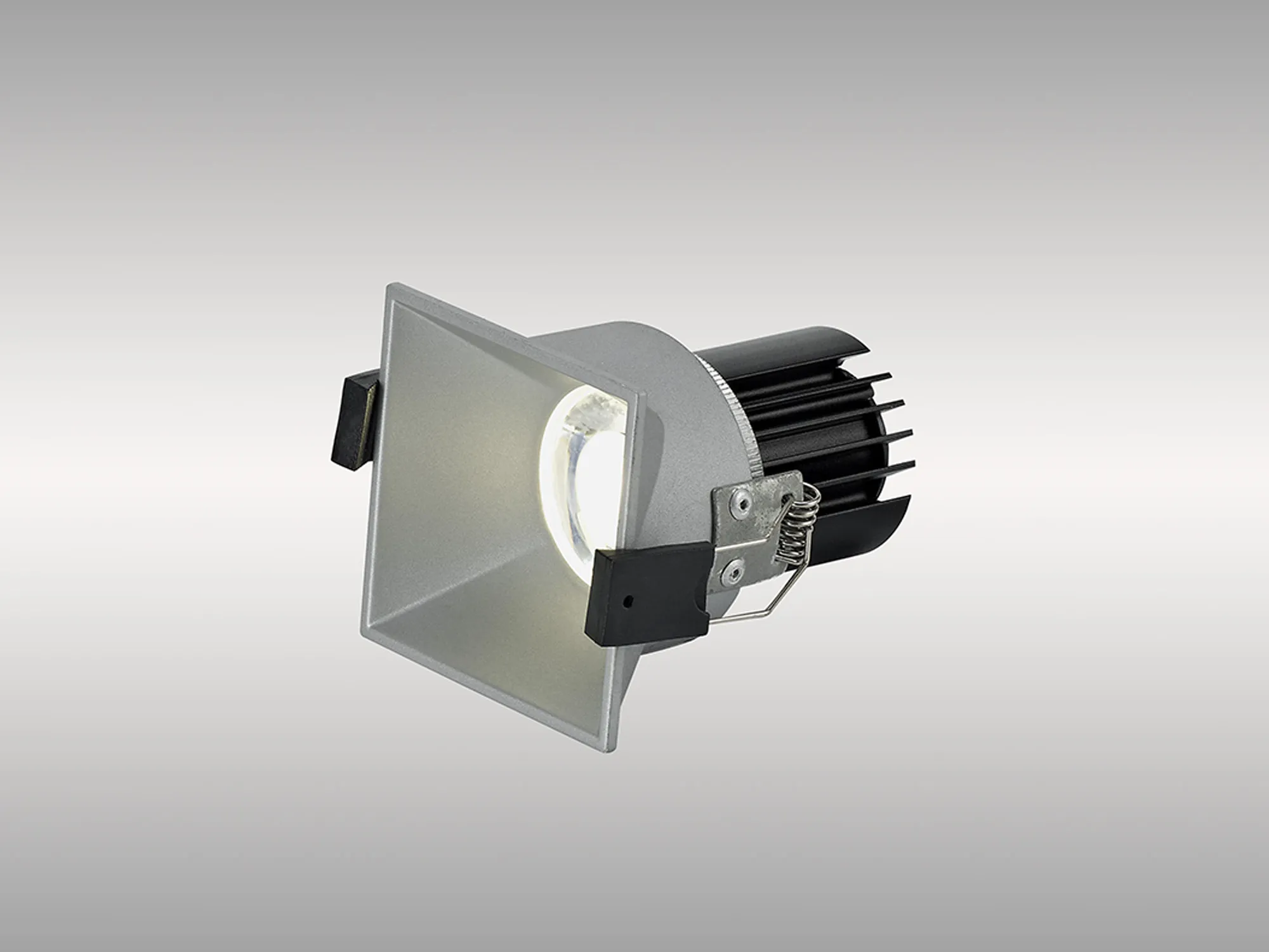 DM201932  Biox 9 Tridonic Powered 9W 2700K 770lm 36° CRI>90 LED Engine Silver Square Fixed Recessed Spotlight, IP20
